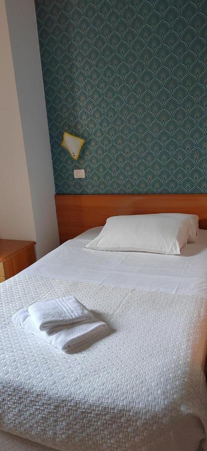 Hotel Nuovo Rondo เซสโต ซานโจวันนี ภายนอก รูปภาพ