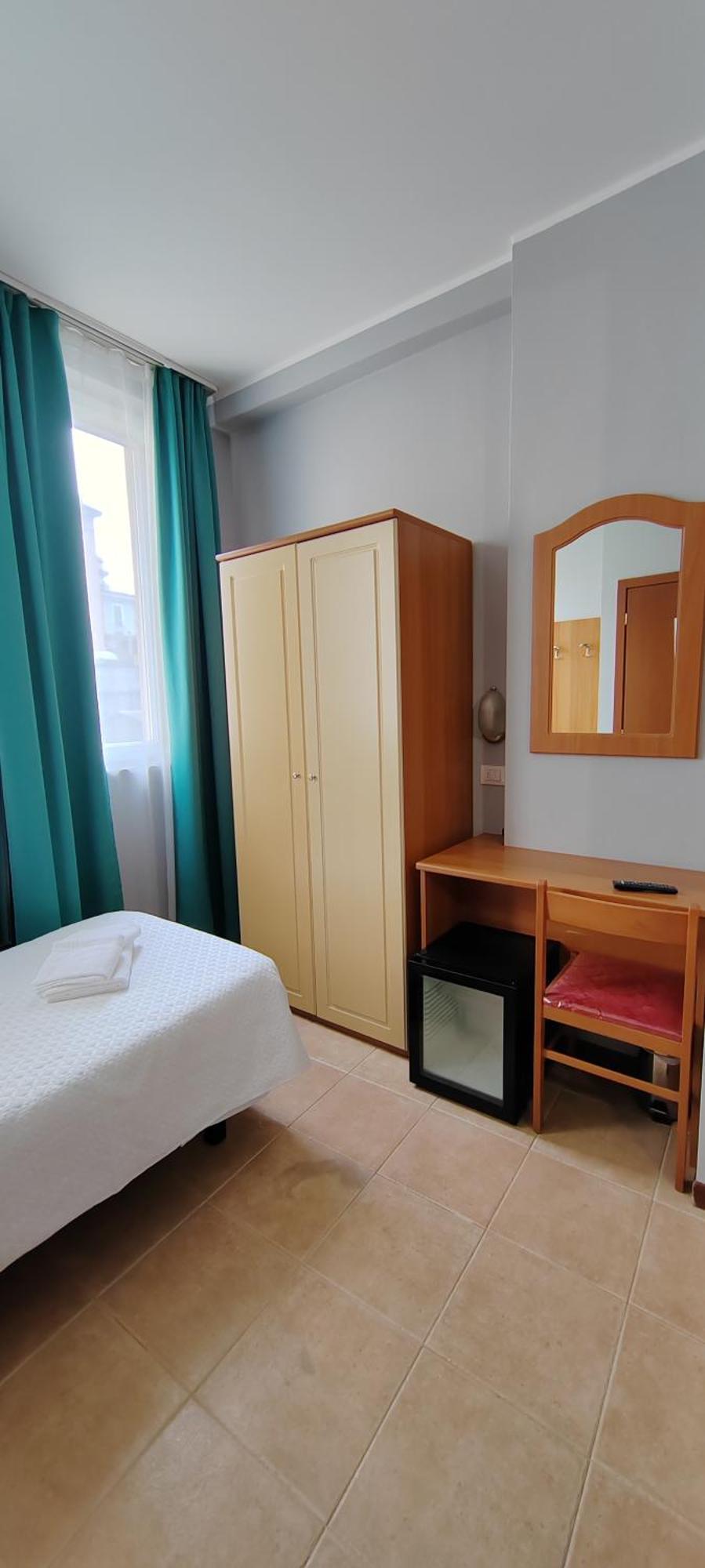 Hotel Nuovo Rondo เซสโต ซานโจวันนี ภายนอก รูปภาพ