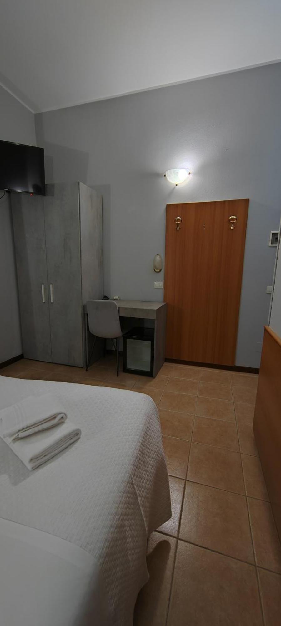 Hotel Nuovo Rondo เซสโต ซานโจวันนี ภายนอก รูปภาพ