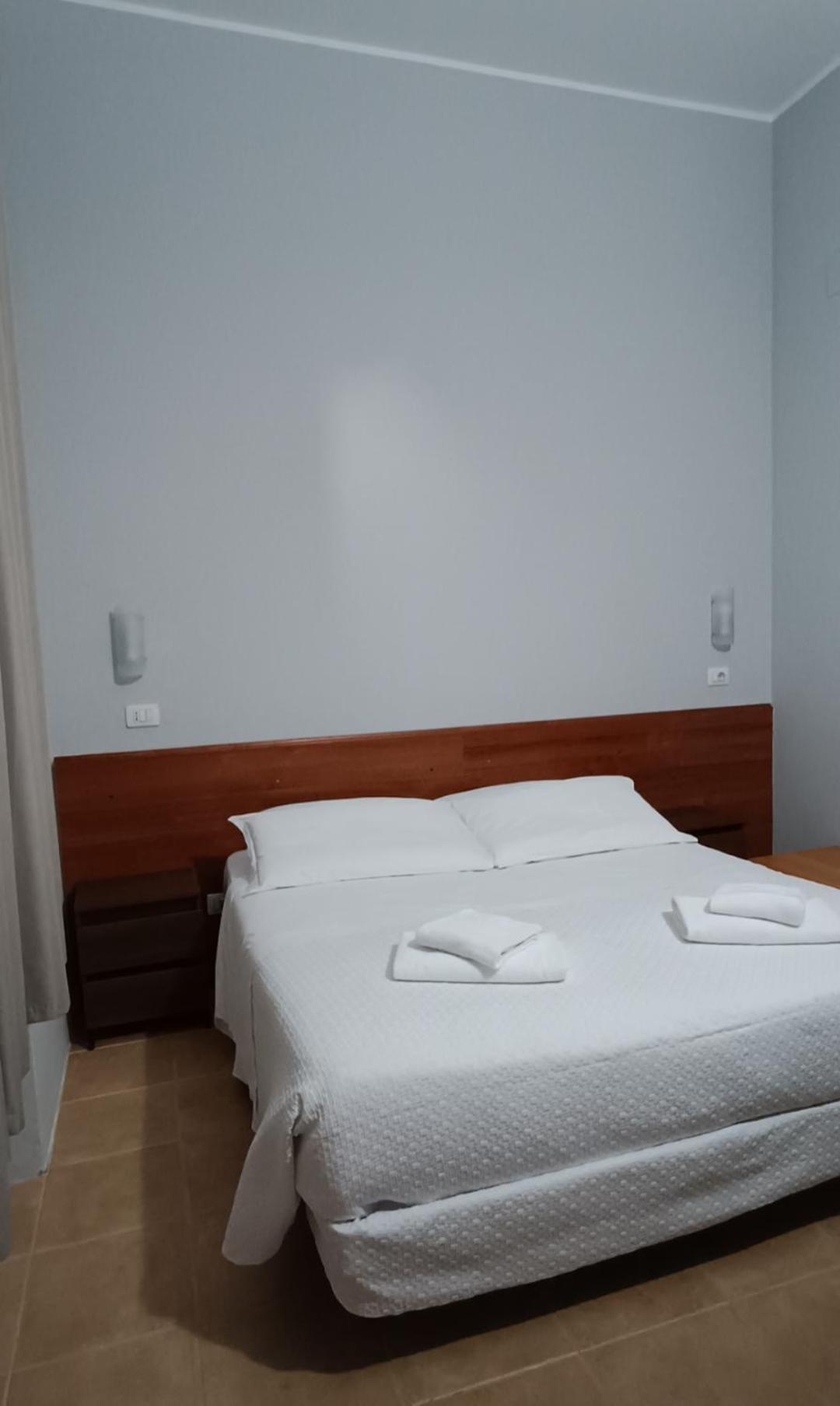 Hotel Nuovo Rondo เซสโต ซานโจวันนี ห้อง รูปภาพ